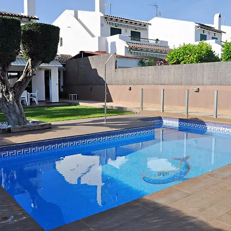 펜션 Roda Bruc, Casa Con Piscina Privada!