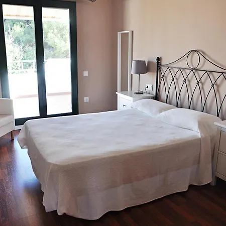 Roda Bruc, Casa Con Piscina Privada!