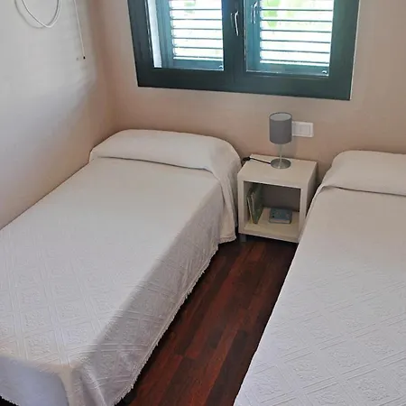 Сasa de vacaciones Roda Bruc, Casa Con Piscina Privada! *