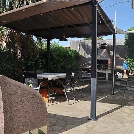 Сasa de vacaciones Roda Bruc, Casa Con Piscina Privada!