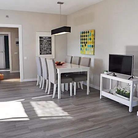 Roda Bruc, Casa Con Piscina Privada! Сasa de vacaciones Roda de Berà (Roda de Bará)