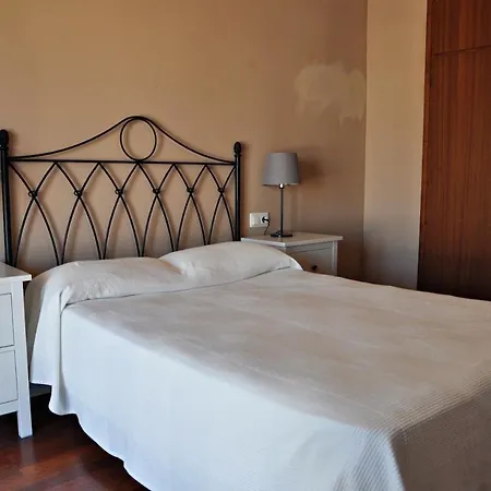 Сasa de vacaciones Roda Bruc, Casa Con Piscina Privada! *