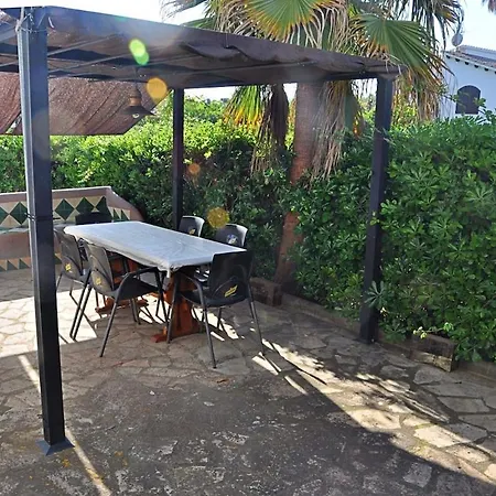 Roda Bruc, Casa Con Piscina Privada! Сasa de vacaciones