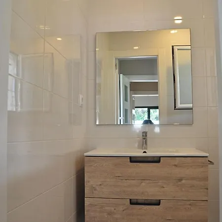 Сasa de vacaciones Roda Bruc, Casa Con Piscina Privada! *