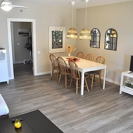 Roda Bruc, Casa Con Piscina Privada! Сasa de vacaciones Roda de Berà (Roda de Bará)
